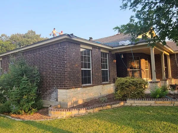 Brick ranch home re-roof